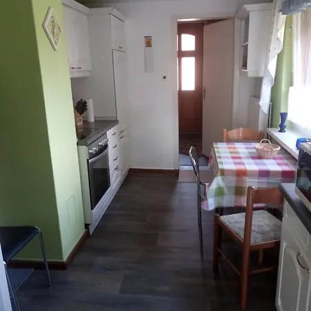 Charlotte Apartment